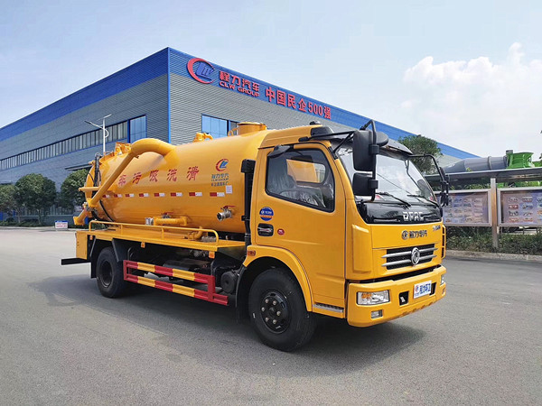 国五大多利卡6方清洗吸污车